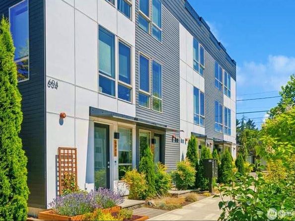 604 NW 77th Street D, Seattle WA 98117