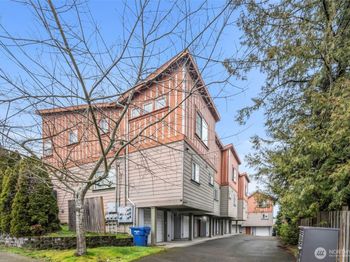 4838 S Chicago Street