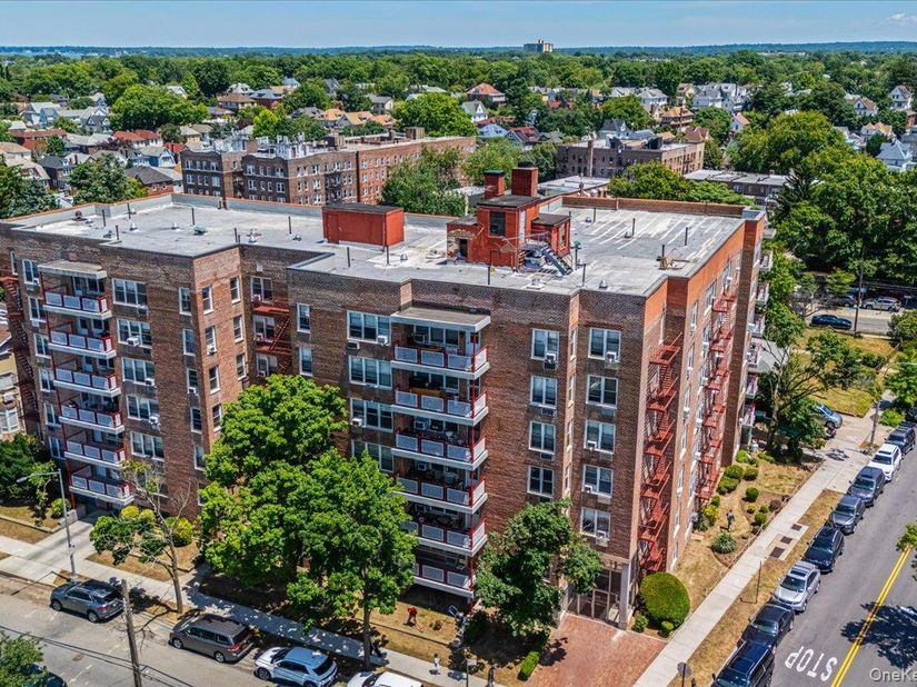 3425 150th Street 1J, Flushing NY 11354