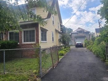 112 E 4th Street