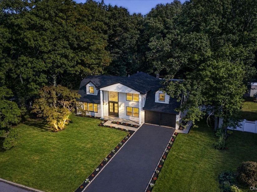 71 Wichard Boulevard, Commack NY 11725