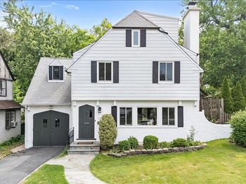 105 Longview Avenue