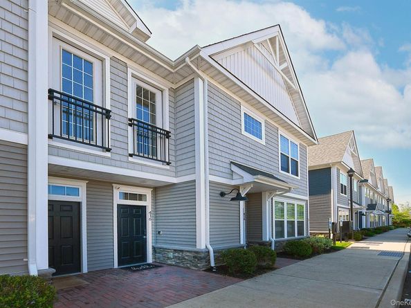 416 White Rose Lane, East Meadow NY 11554