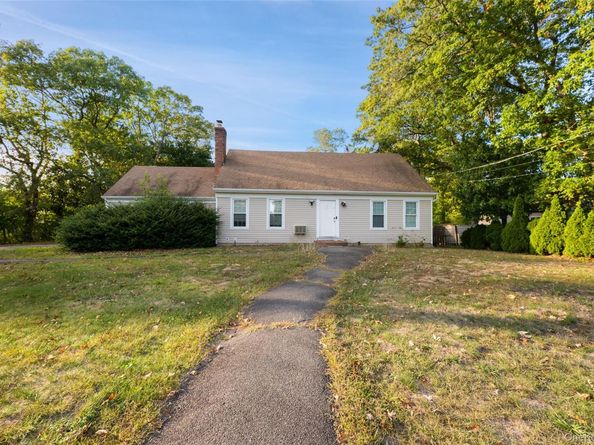33 Echo Avenue, Miller Place NY 11764