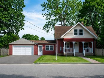 22 Oakland Avenue