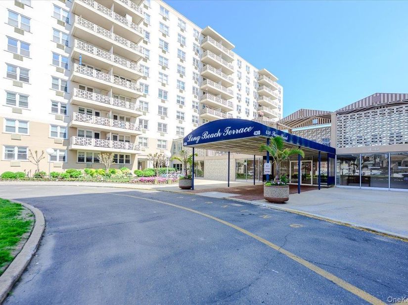 450 Shore 1A, Long Beach NY 11561