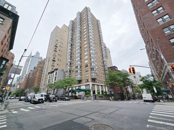137 E 36th Street