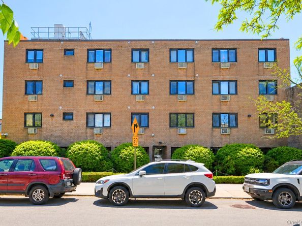 6236 59th Drive B2, Maspeth NY 11378