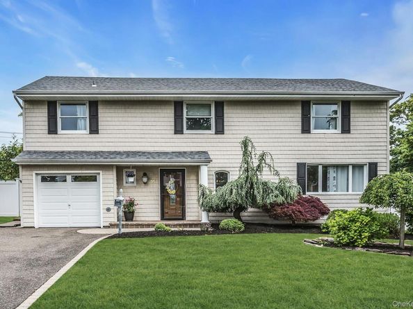 95 Rumford Road, Kings Park NY 11754