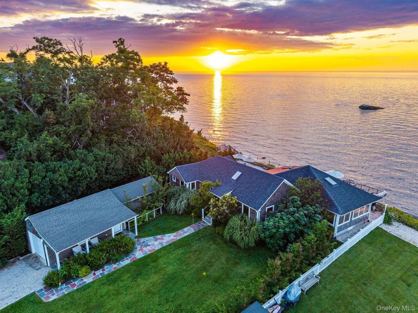 21515 Soundview Avenue, Southold NY 11971