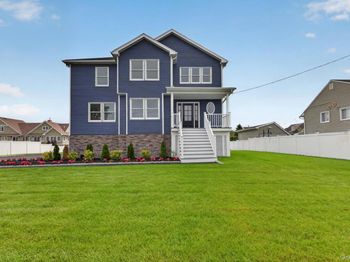 851 W Bay Drive