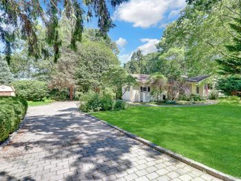 201 Miller Place Road
