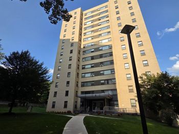 6 Fordham Hill Oval