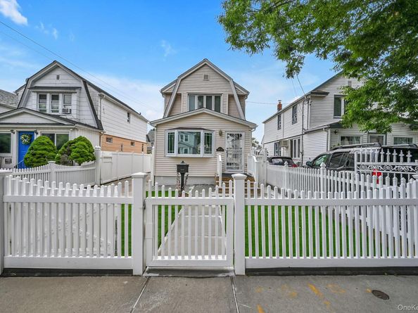 89-78 219th Street, Queens Village NY 11427