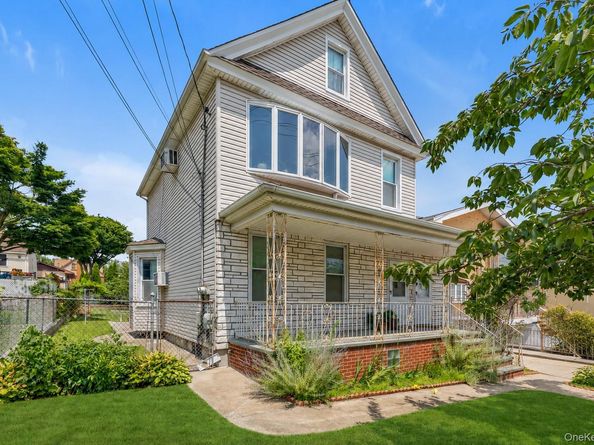 150-35 11th Avenue, Whitestone NY 11357