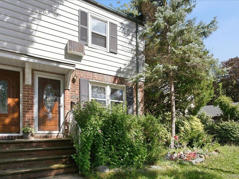 247-41 87th Drive, Bellerose NY 11426