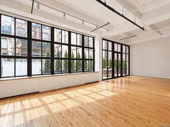 6 W 20TH Street