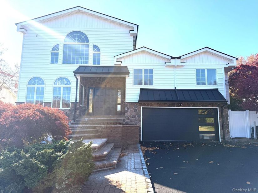 65 Mellow Lane, Jericho NY 11753