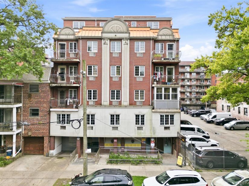 143-36 37th Avenue 5A, Flushing NY 11354