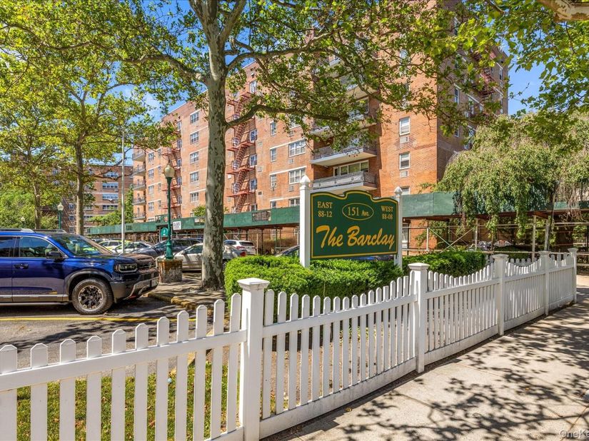 88-08 151st Avenue 4G, Howard Beach NY 11414