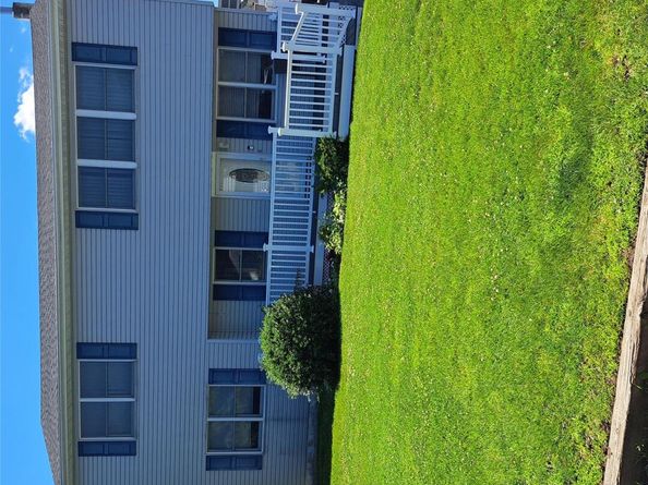 54 17th Street, West Babylon NY 11704