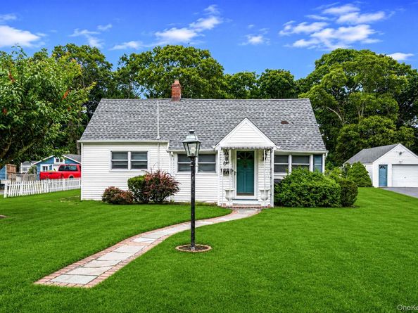 1 E Jackwill Road, East Patchogue NY 11772