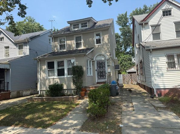 24111 Newhall Avenue, Rosedale NY 11422