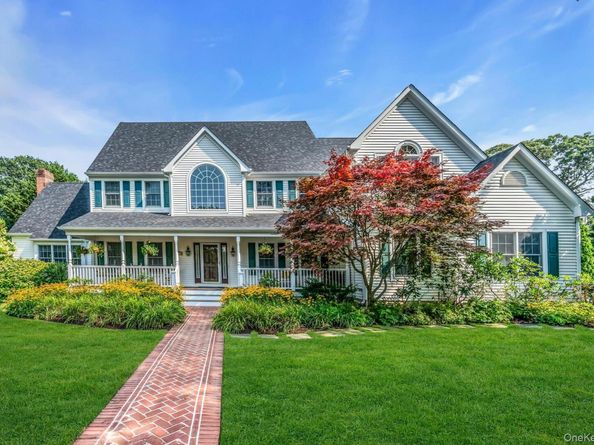 55 Grasslands Circle, Mount Sinai NY 11766