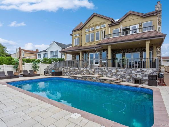 319 Harbor Drive, Lido Beach NY 11561