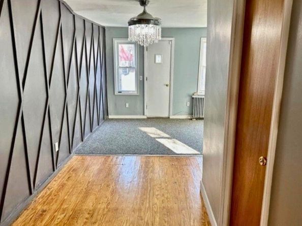 556 E New York Avenue, Brooklyn NY 11225