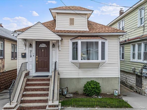 319 Beach 47th Street, Far Rockaway NY 11691