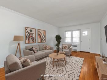 195 N Village Avenue