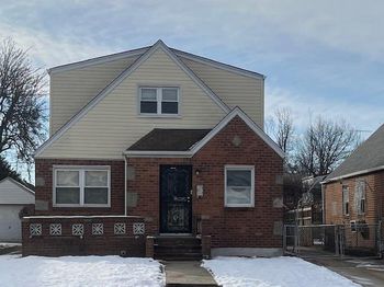 227-50 Murdock Avenue