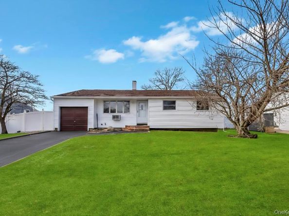 90 Selden Boulevard, Centereach NY 11720