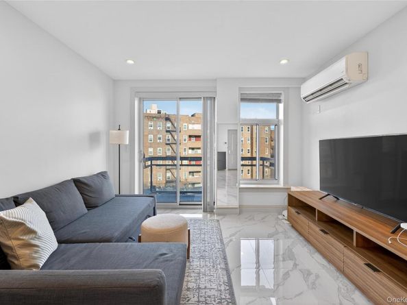 6538 Austin Street 5G, Rego Park NY 11374