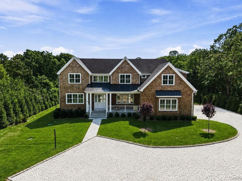 34 Old Main Road, Quogue NY 11959