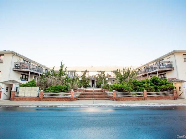 65 W Broadway 2G, Long Beach NY 11561