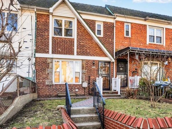 8256 Eliot Avenue, Middle Village NY 11379