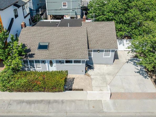 101 California Street, Long Beach NY 11561