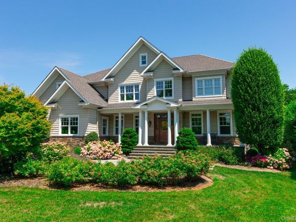 147 Eaton Lane, West Islip NY 11795