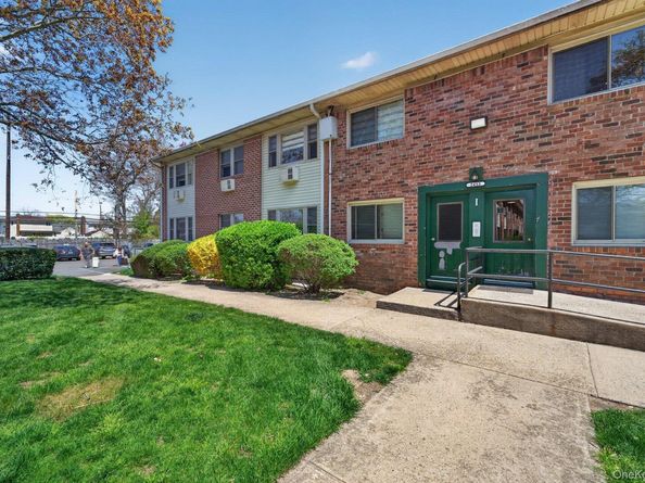 2453 Union  Blvd 32A, Islip NY 11751