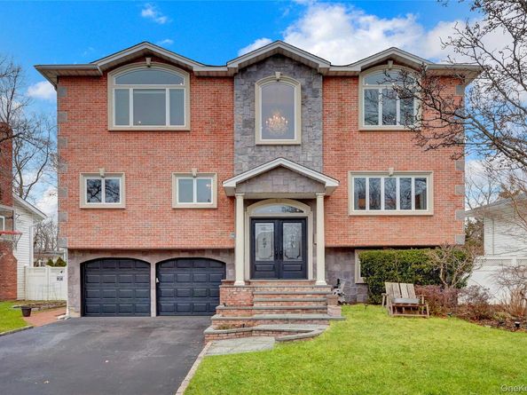 11 Fishermans Drive, Port Washington NY 11050