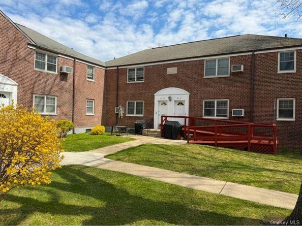 251-19 61st Avenue 19A, Little Neck NY 11362