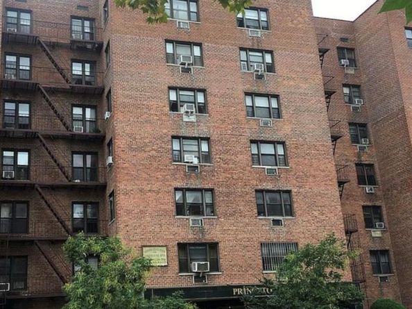 55-30 99th St 3F, Corona NY 11368