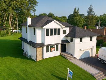 2040 Wellington Court