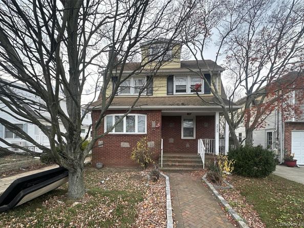 2922 Oceanside Road, Oceanside NY 11572