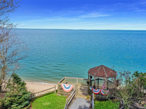 132 Soundview Drive, Rocky Point NY 11778