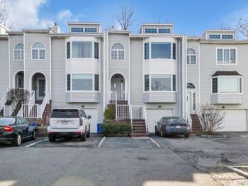 239-48B Oak Park Drive