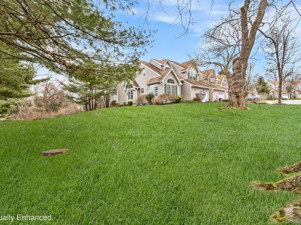 1 Northridge Circle, Huntington NY 11743