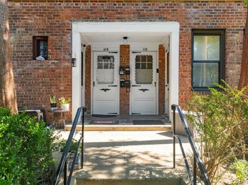 40-01 Little Neck Parkway